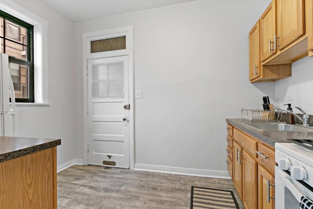 Well-Furnished 1Br Apt In Popular Spot - Belmont J3 ชิคาโก ภายนอก รูปภาพ